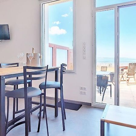 Appartement Pour 3 Personnes Sur La Plage Les Pieds Dans Leau Plonevez-Porzay Екстер'єр фото