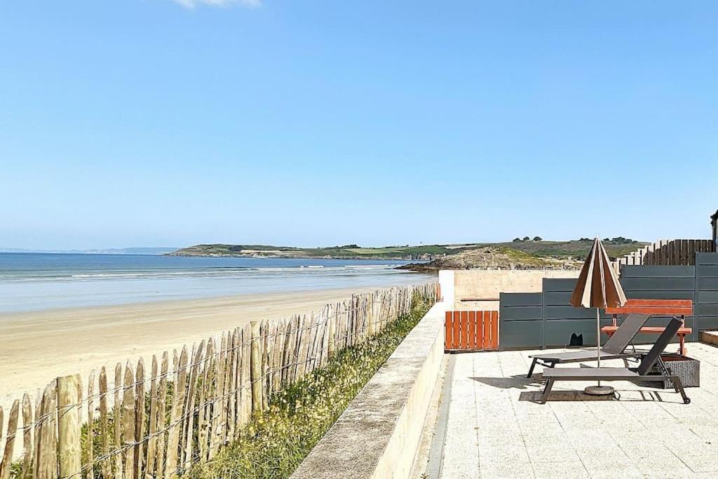 Appartement Pour 3 Personnes Sur La Plage Les Pieds Dans Leau Plonevez-Porzay Екстер'єр фото